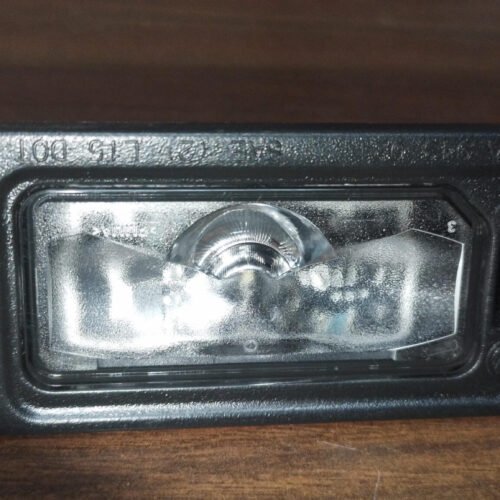 ÉCLAIRAGE DE PLAQUE