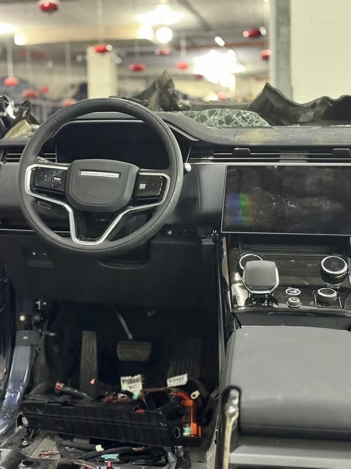 Tableau de Bord Complet et Volant Nouveau Range Rover