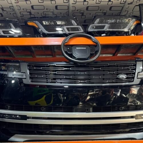 Face Avant Complète (Bouclier/Calandre) Range Rover Noir